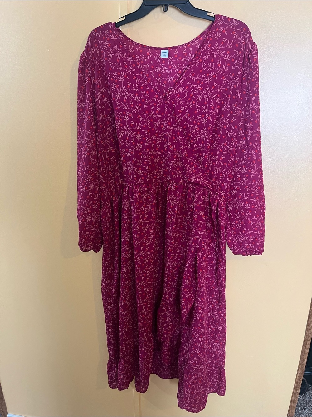 Old Navy Women’s Raspberry Floral Tiered Dress Double Lined Size XXL